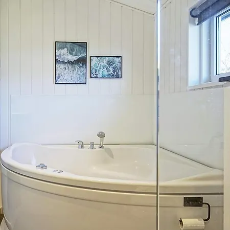 Beachfront Bliss In - By Traum Semesterbostad Snogebæk