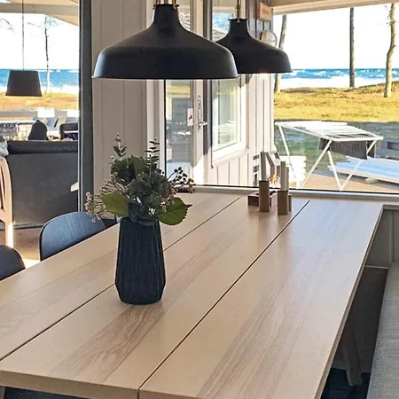 Semesterbostad Beachfront Bliss In - By Traum