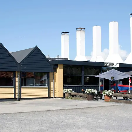 Beachfront Bliss In - By Traum *