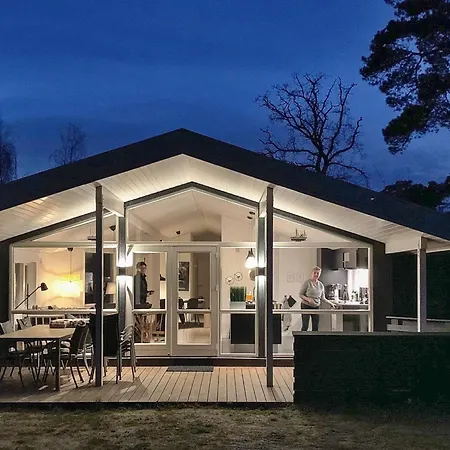 Ferienhaus 4 Star In Nexo Snogebæk