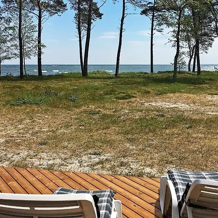 4 Star In Nexo Snogebæk